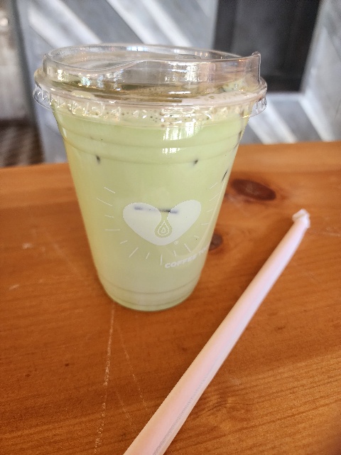macha drink with straw